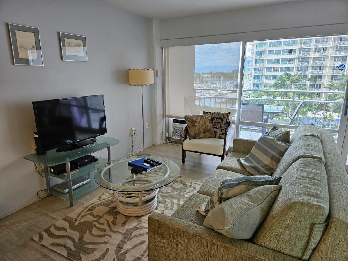 Ilikai Hotel Condo With Kitchen And Ocean View Honolulu Dış mekan fotoğraf