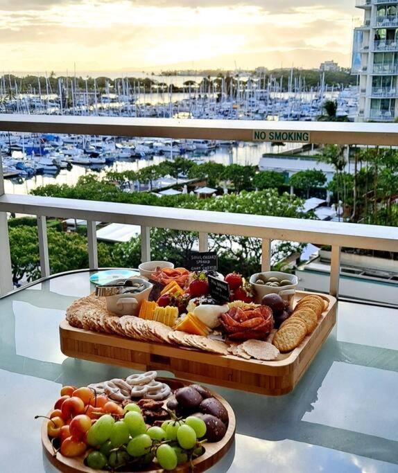 Ilikai Hotel Condo With Kitchen And Ocean View Honolulu Dış mekan fotoğraf