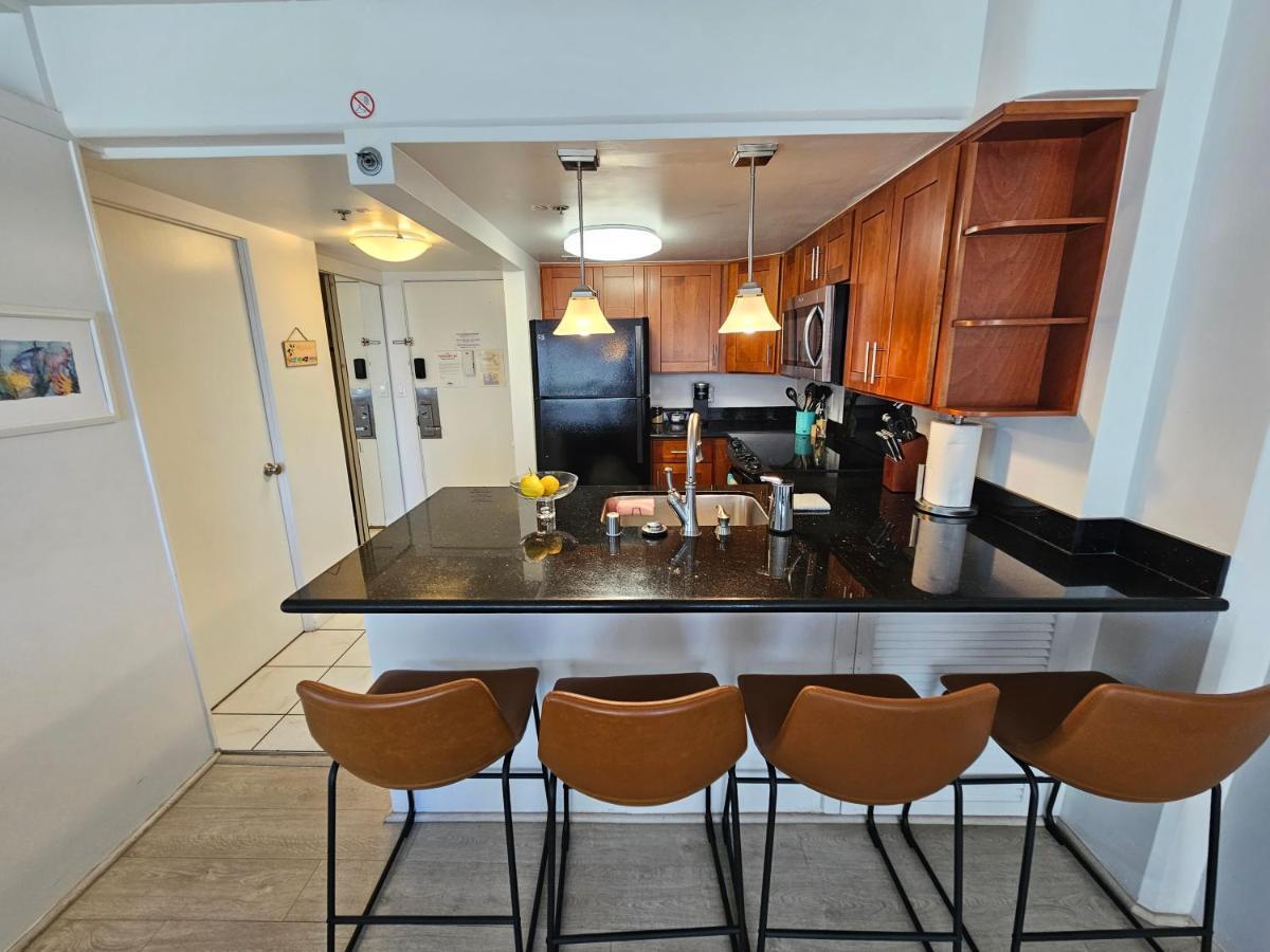 Ilikai Hotel Condo With Kitchen And Ocean View Honolulu Dış mekan fotoğraf